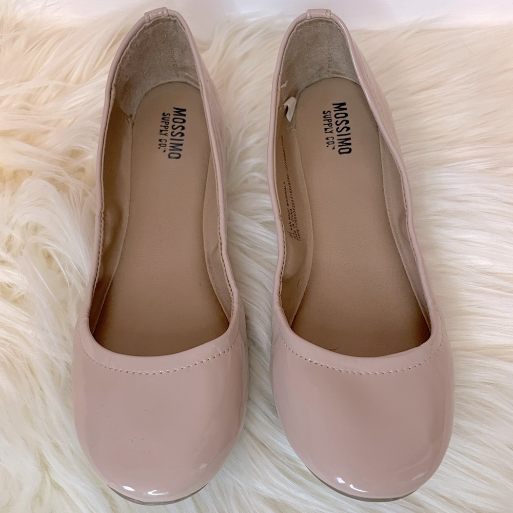 Nude Ballet Flats